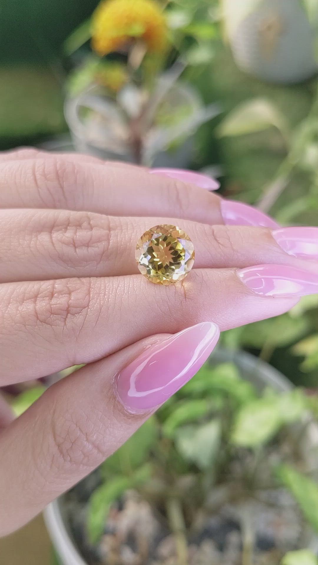 5.01 Ct. Citrine from Ceylon (Sri Lanka) Size Video
