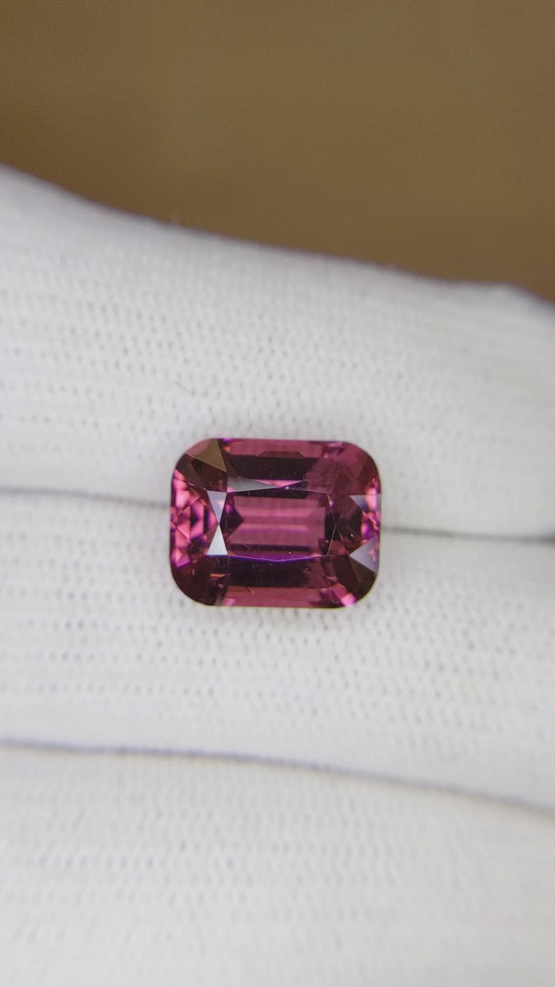 7.55 Ct. Garnet from Ceylon (Sri Lanka) Size Video