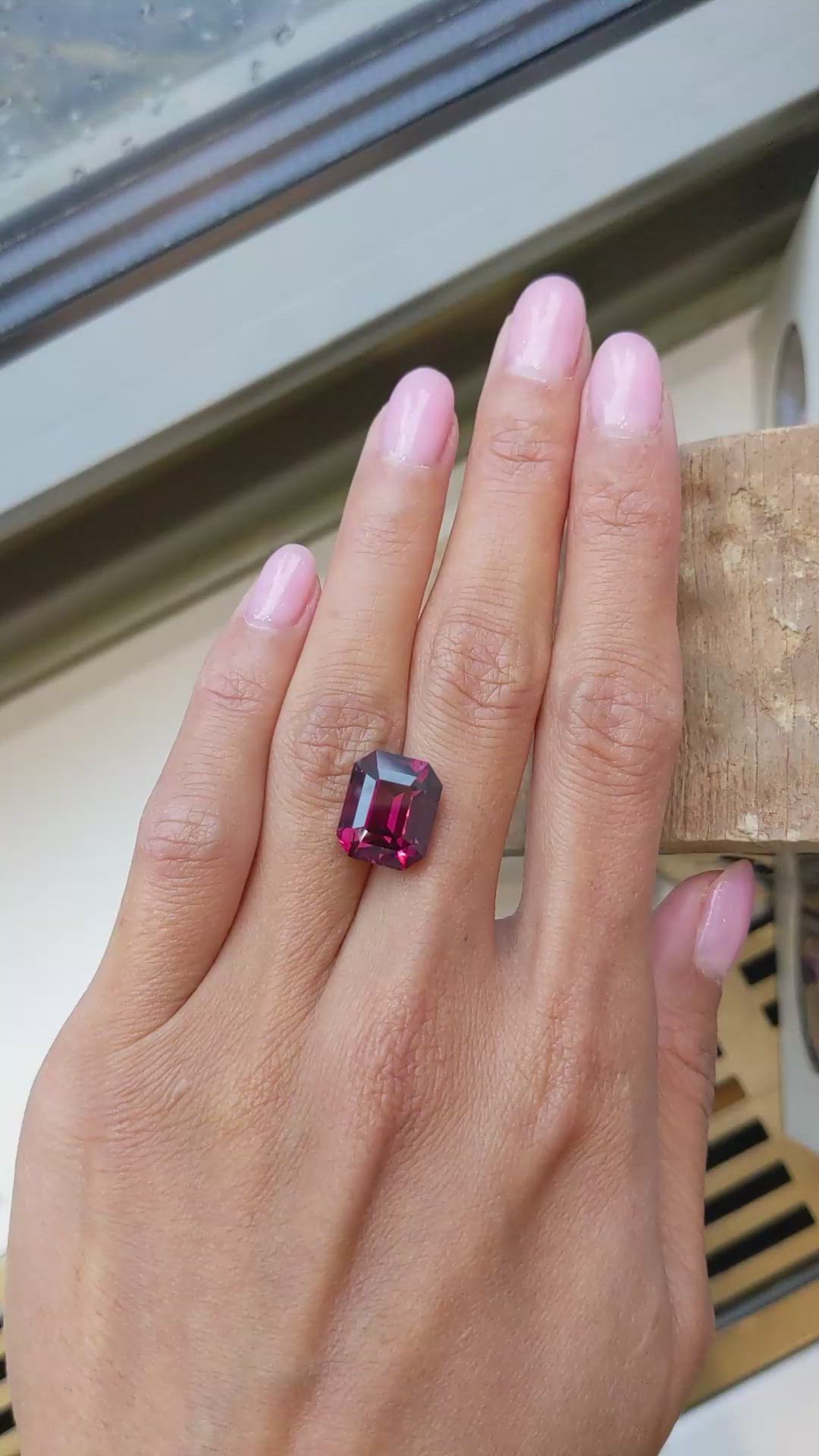 10.34 Ct. Garnet from Ceylon (Sri Lanka) Size Video