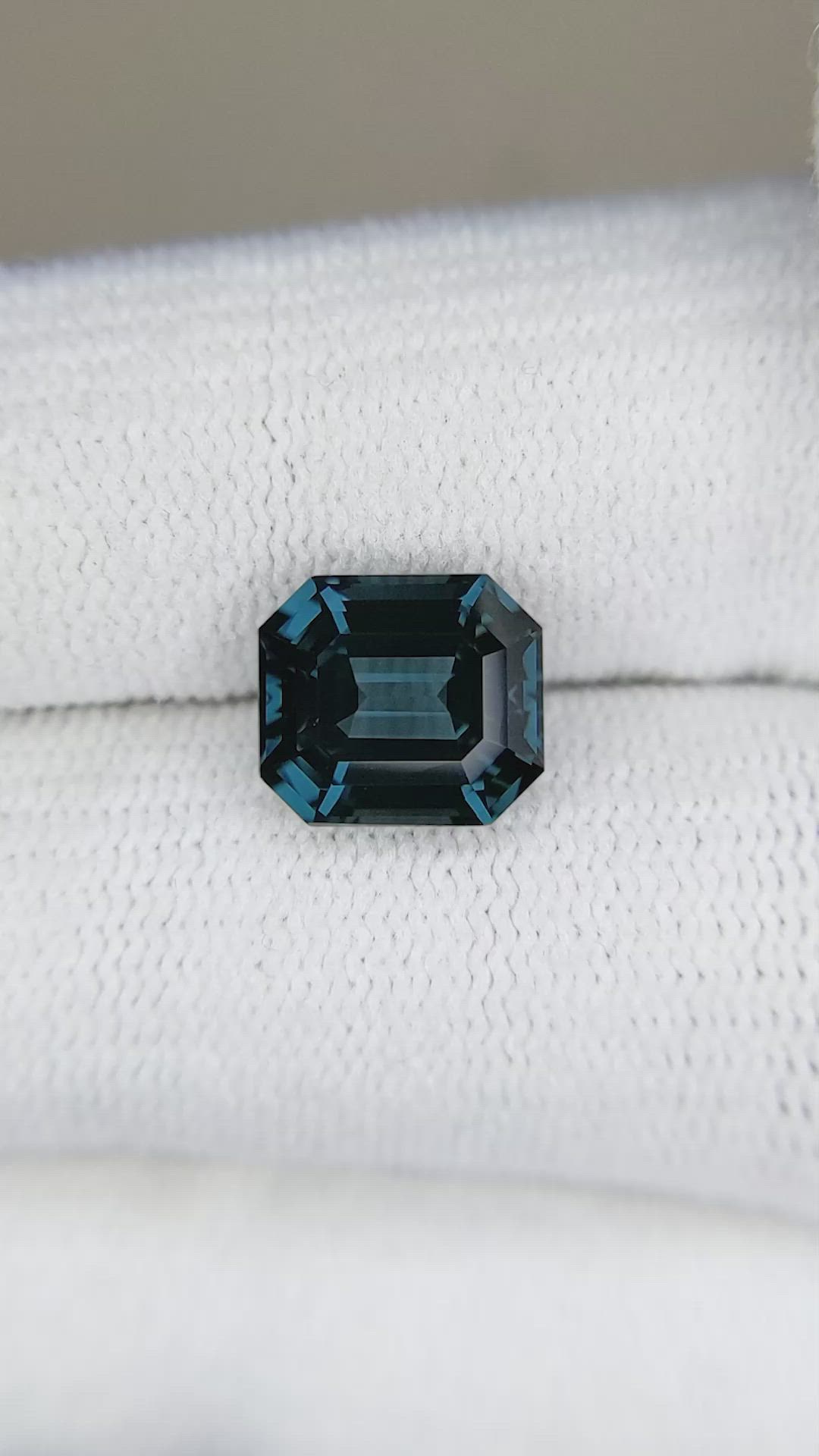 3.13 Ct. Spinel from Burma (Myanmar) Size Video