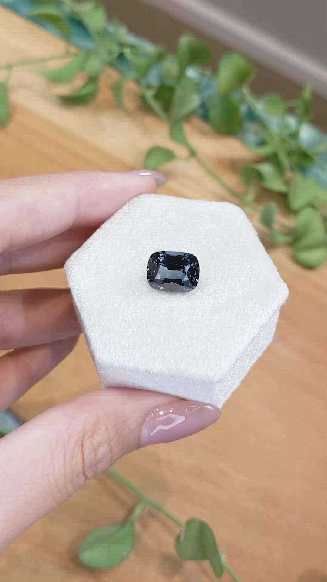 4.94 Ct. Spinel from Burma (Myanmar) Size Video