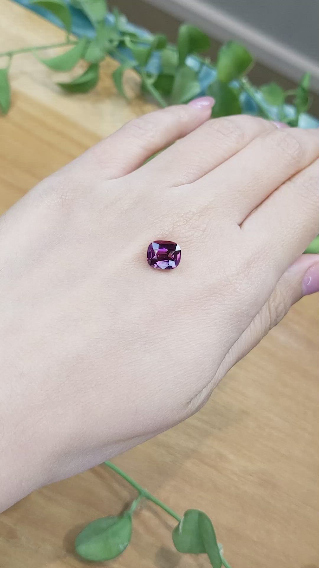 2.60 Ct. Spinel from Burma (Myanmar) Size Video