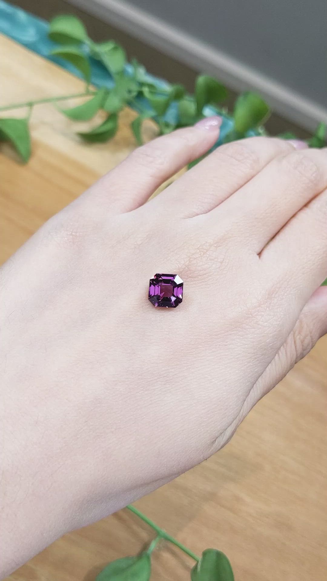 3.14 Ct. Spinel from Burma (Myanmar) Size Video