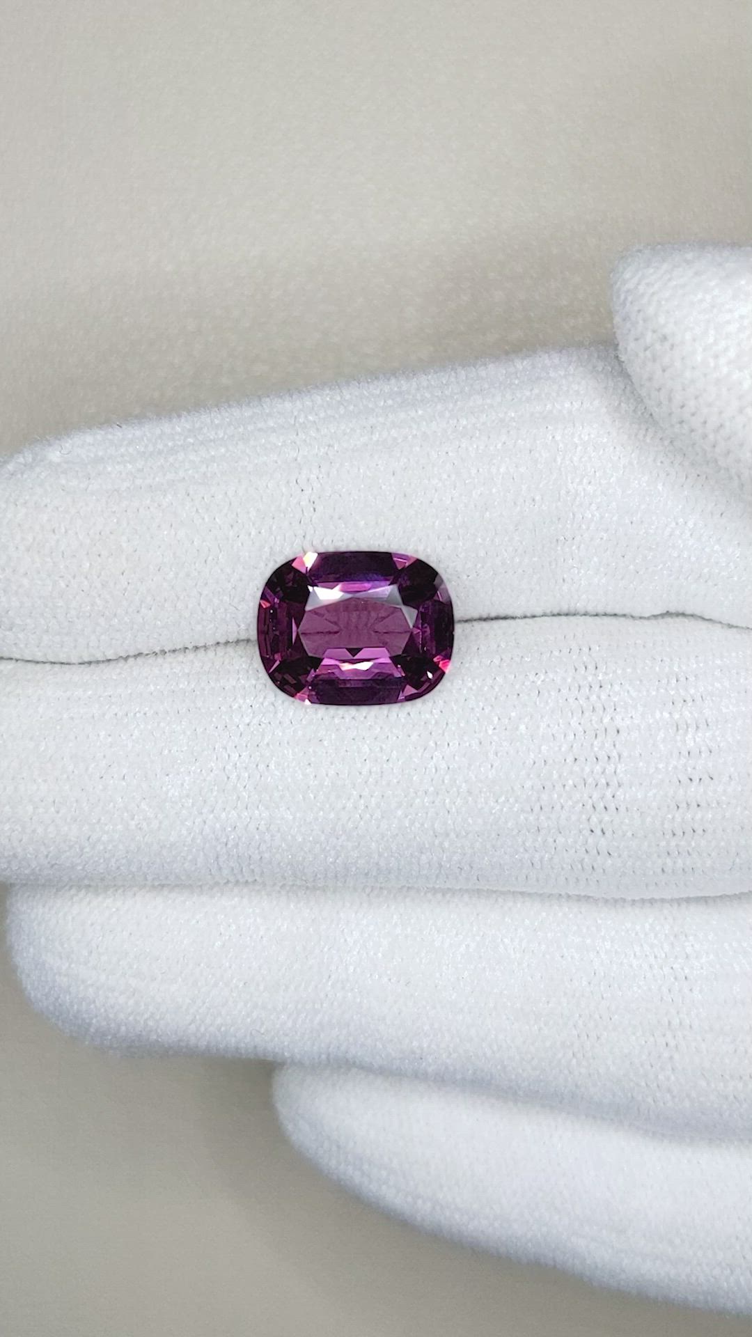 3.80 Ct. Spinel from Burma (Myanmar) Size Video