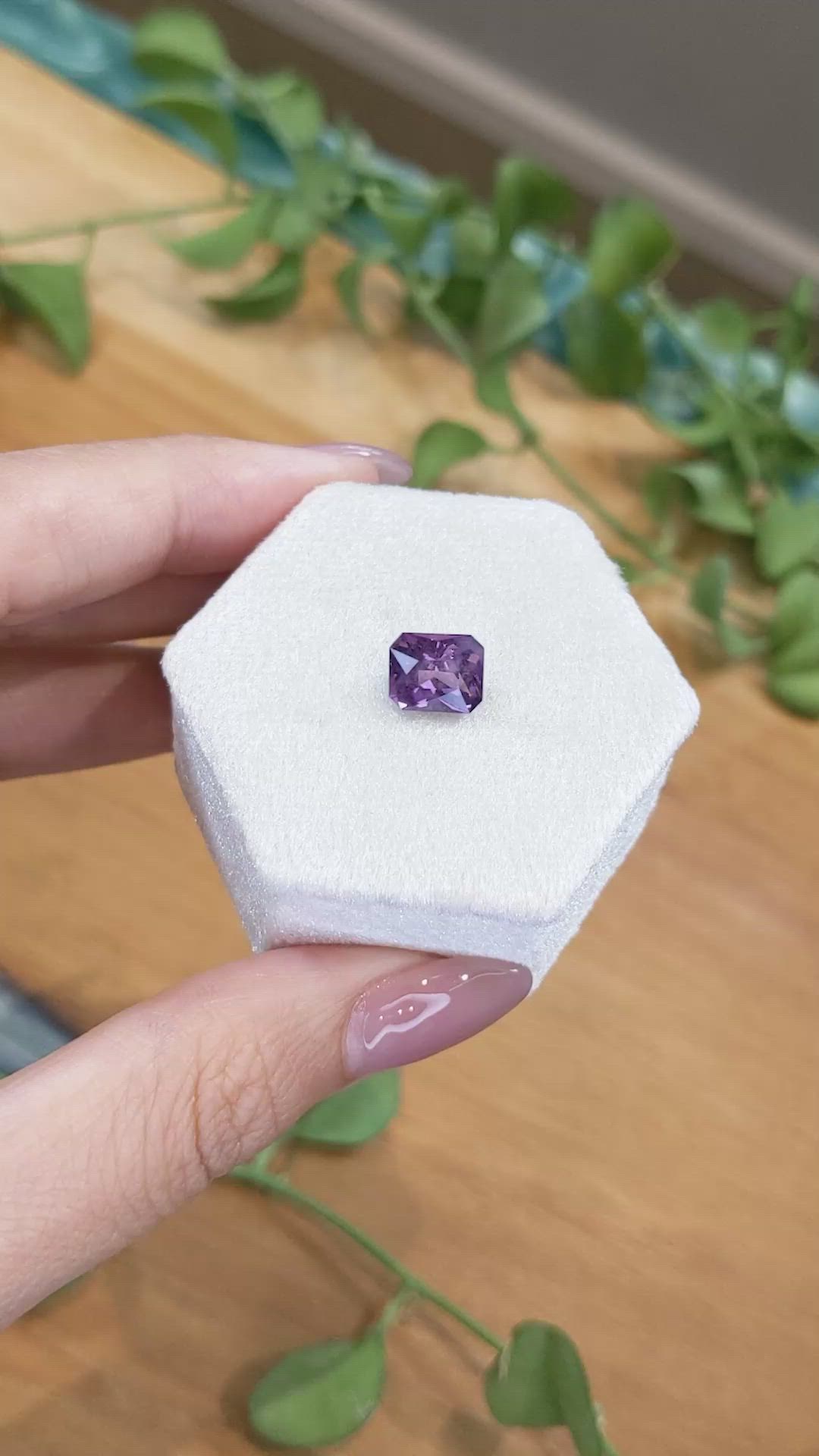 2.60 Ct. Spinel from Burma (Myanmar) Size Video