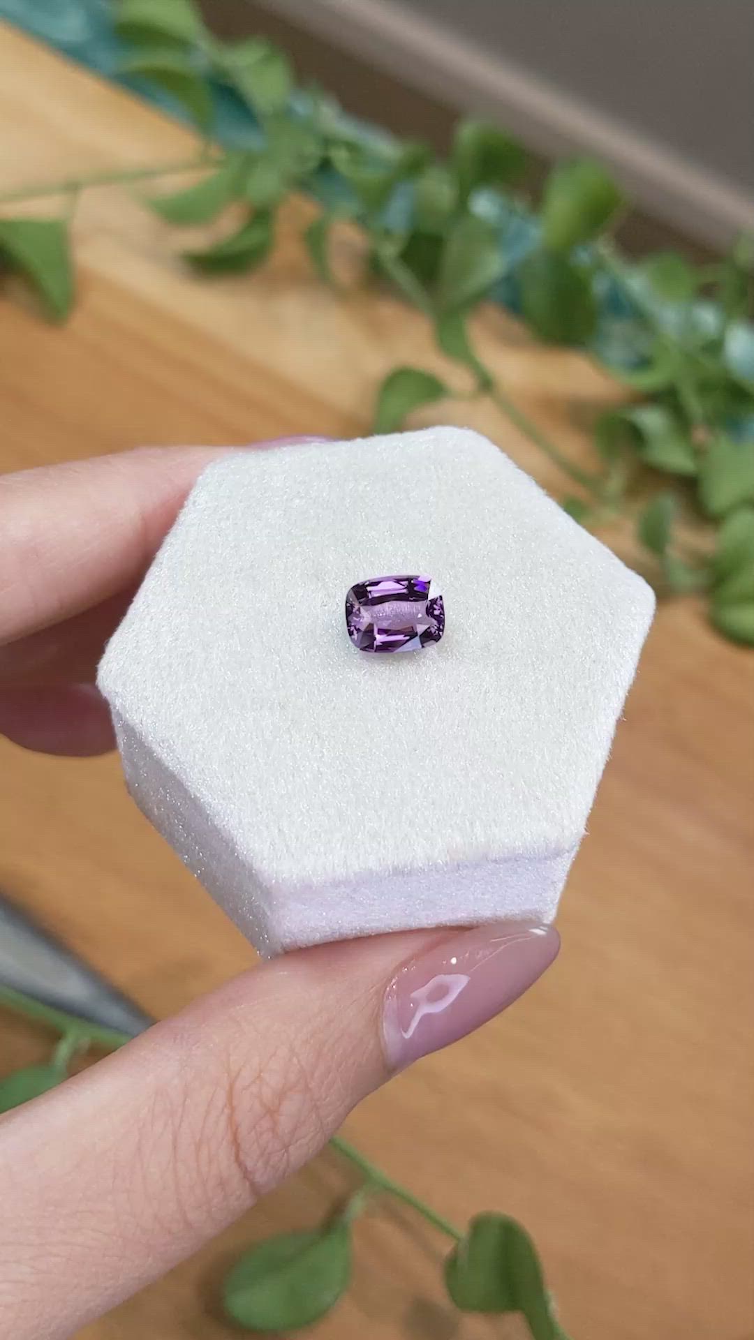 2.31 Ct. Spinel from Burma (Myanmar) Size Video