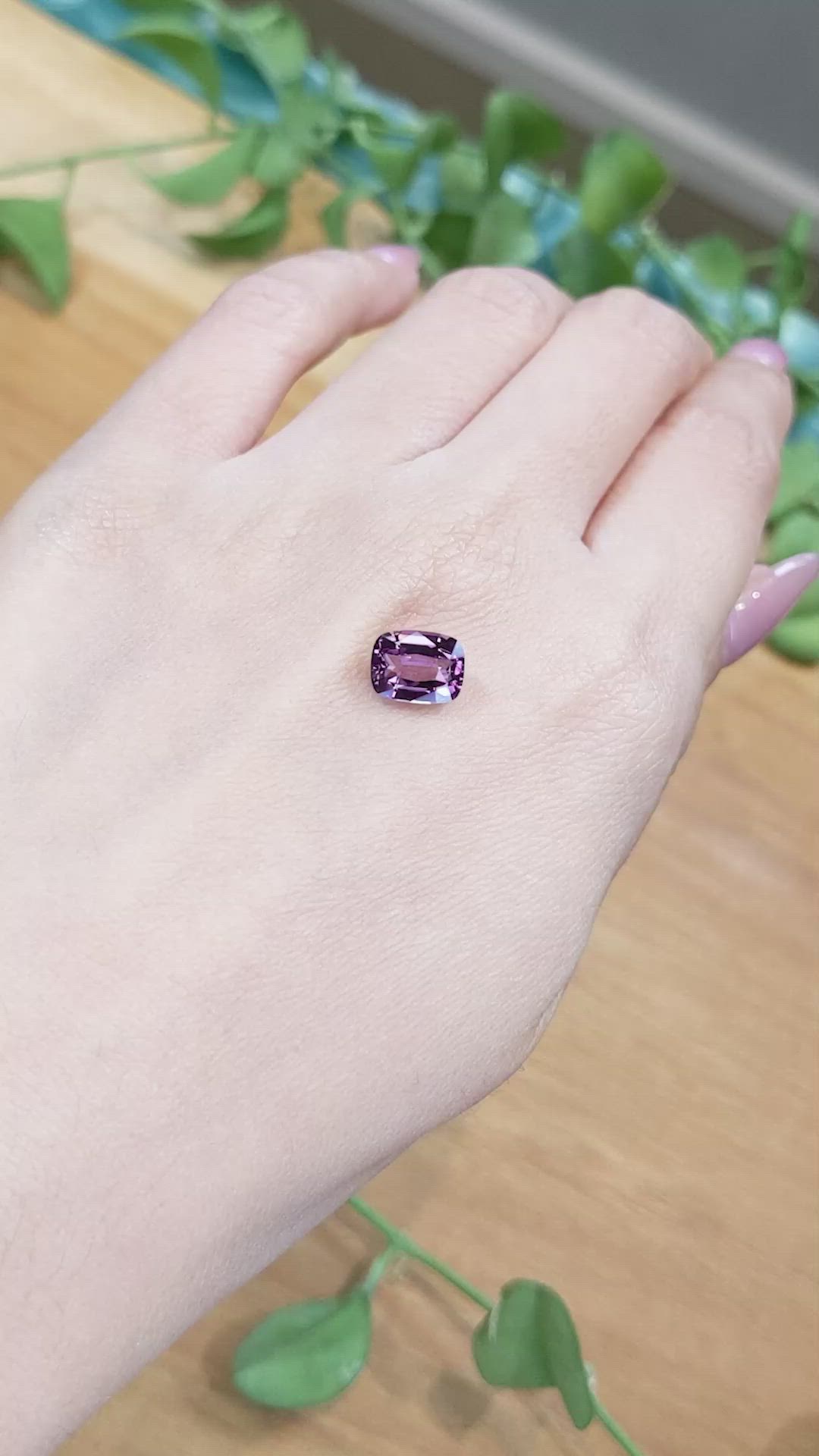 2.31 Ct. Spinel from Burma (Myanmar) Size Video