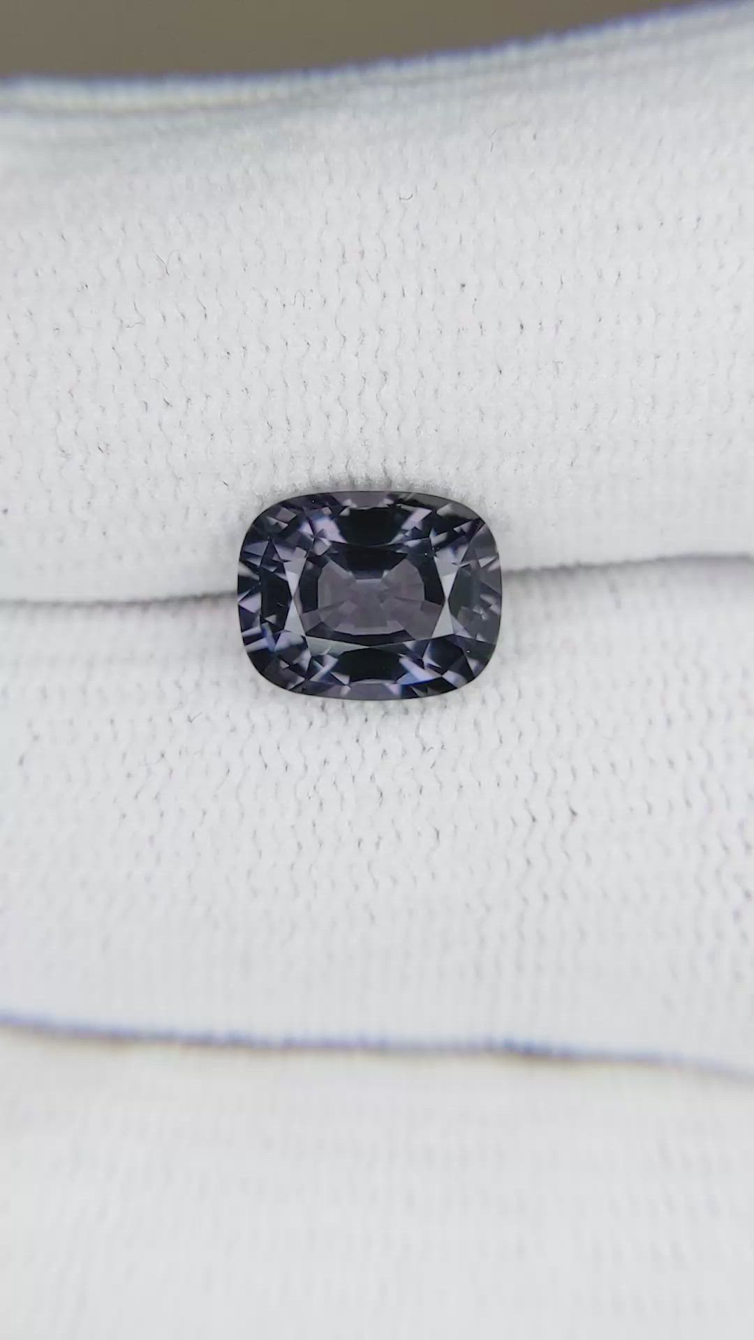 2.85 Ct. Spinel from Burma (Myanmar) Size Video