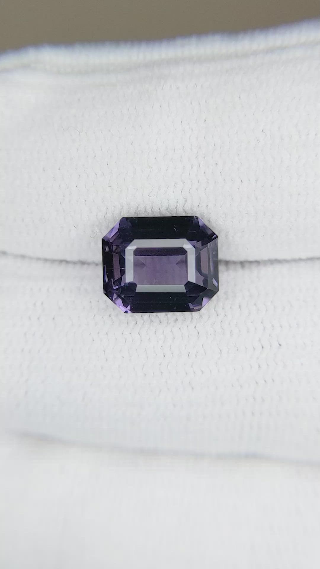 4.05 Ct. Spinel from Burma (Myanmar) Size Video