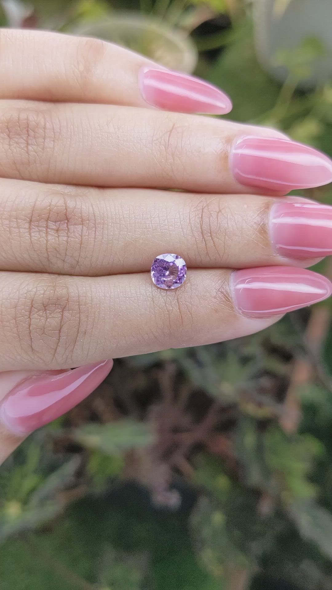 0.91 Ct. Spinel from Ceylon (Sri Lanka) Size Video