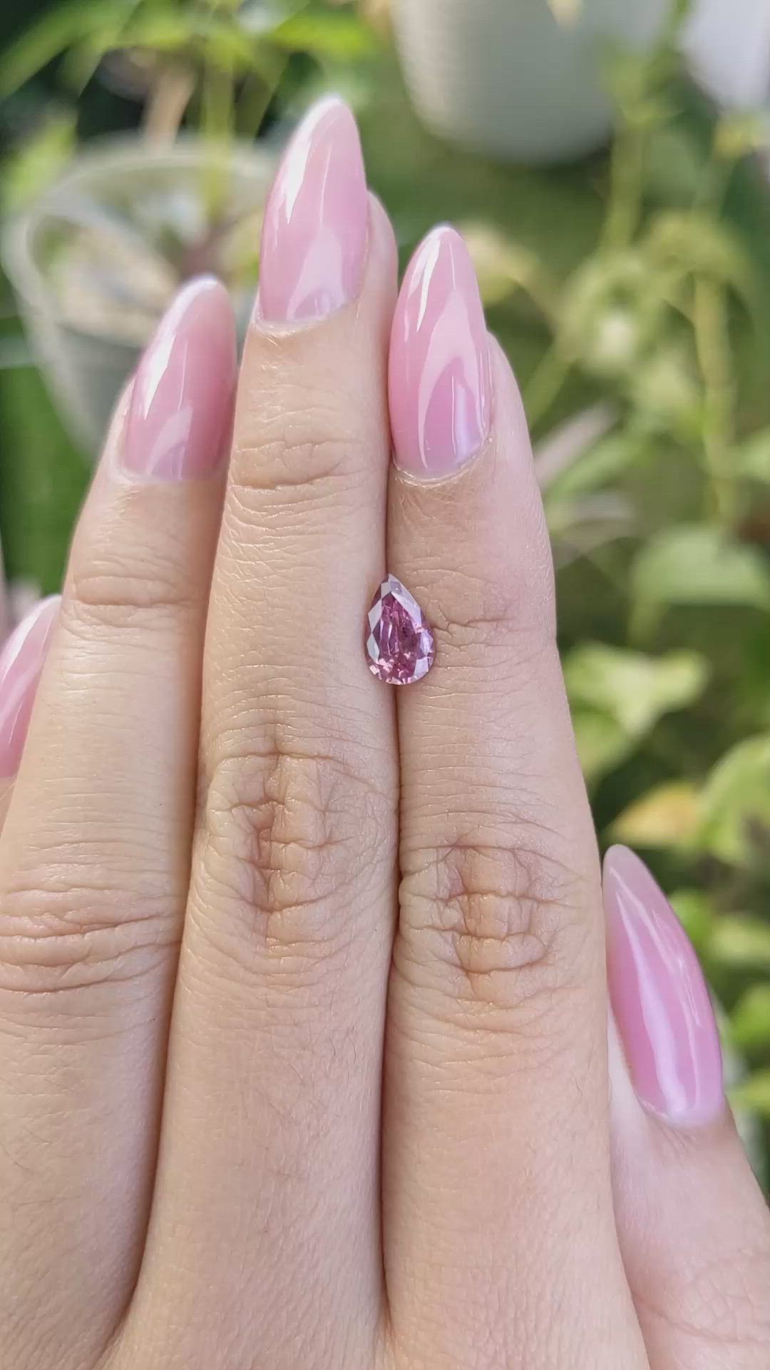 0.85 Ct. Spinel from Ceylon (Sri Lanka) Size Video