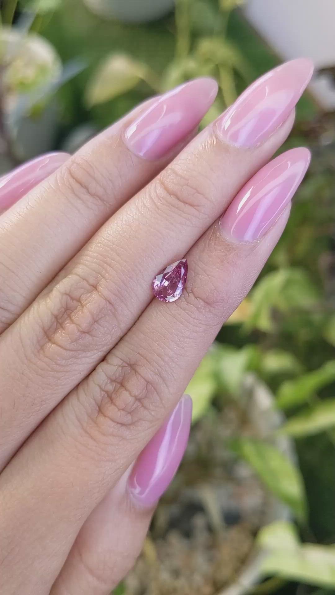 0.85 Ct. Spinel from Ceylon (Sri Lanka) Size Video