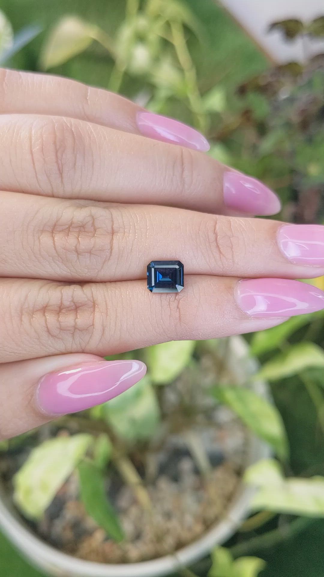 1.41 Ct. Spinel from Ceylon (Sri Lanka) Size Video