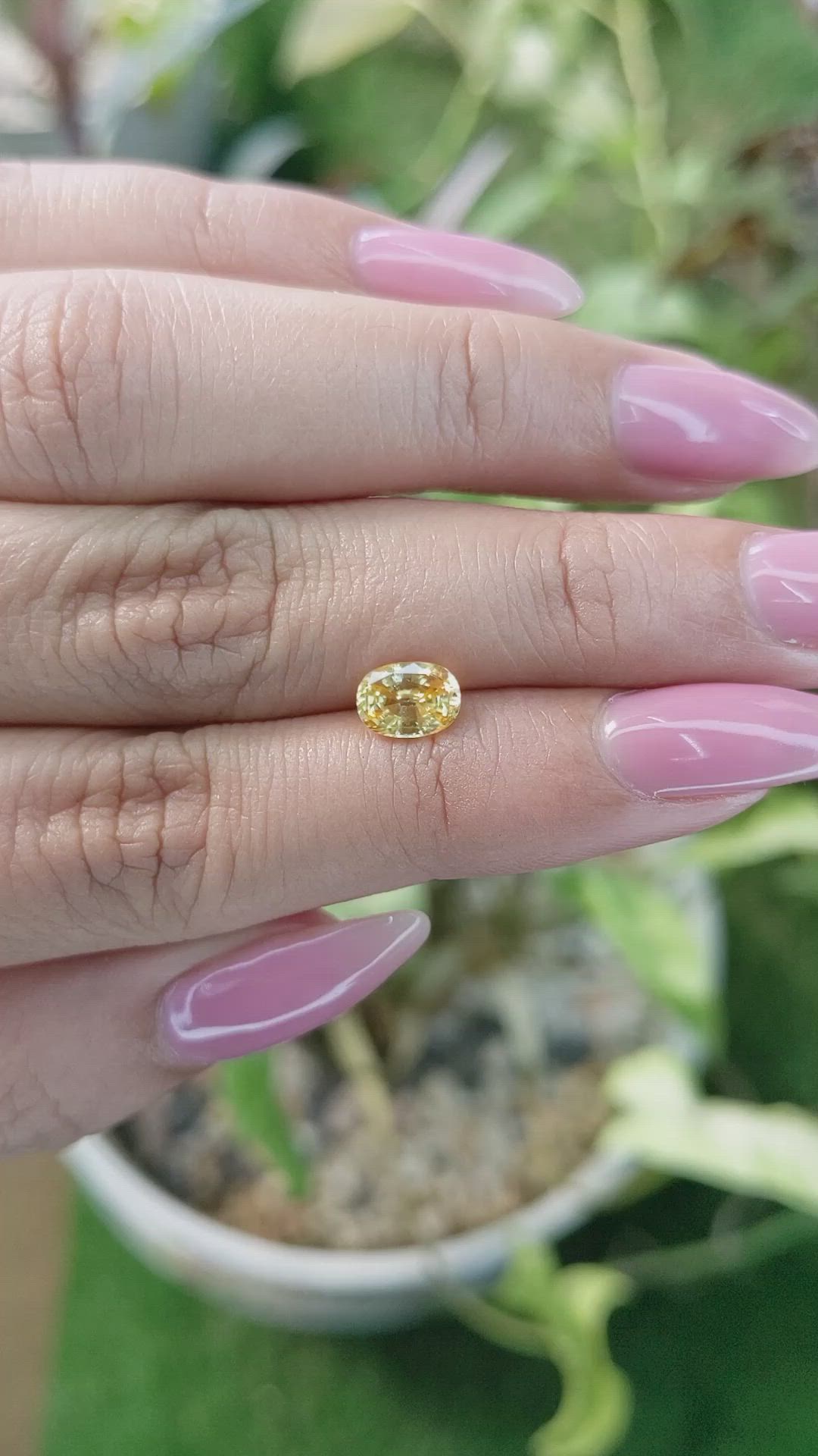 1.36 Ct. Zircon from Ceylon (Sri Lanka) Size Video