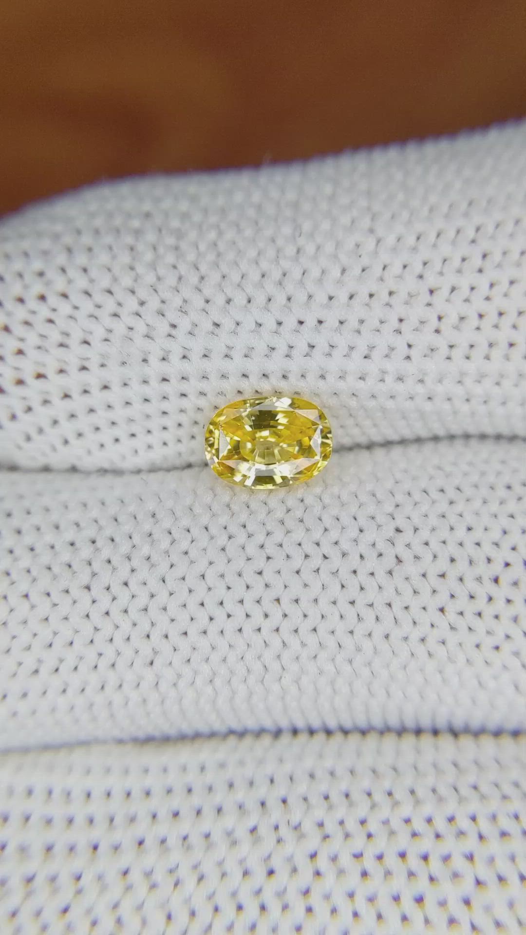 1.36 Ct. Zircon from Ceylon (Sri Lanka) Size Video