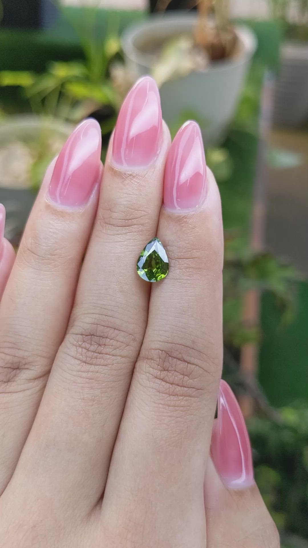 1.64 Ct. Zircon from Ceylon (Sri Lanka) Size Video