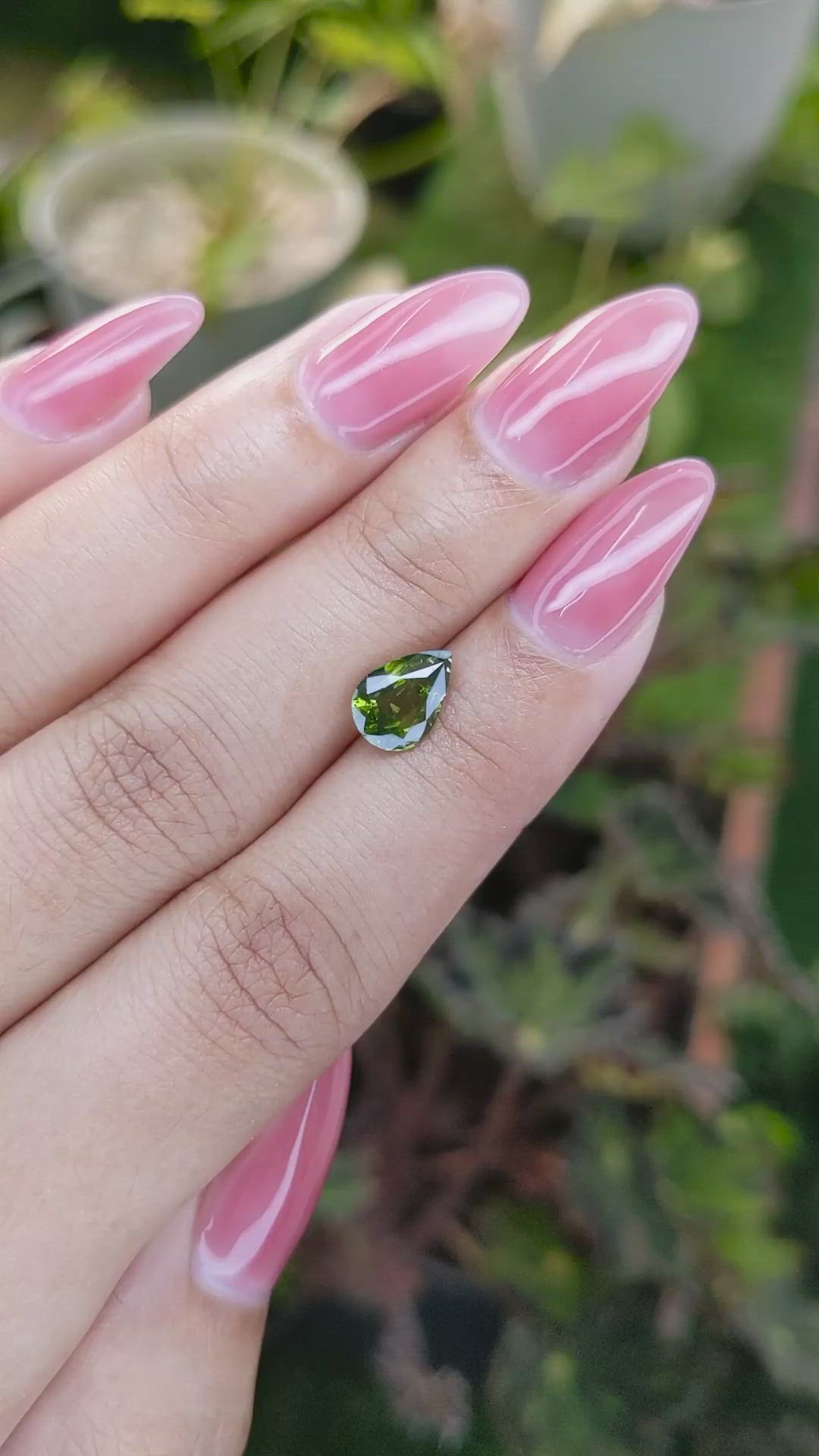 1.64 Ct. Zircon from Ceylon (Sri Lanka) Size Video