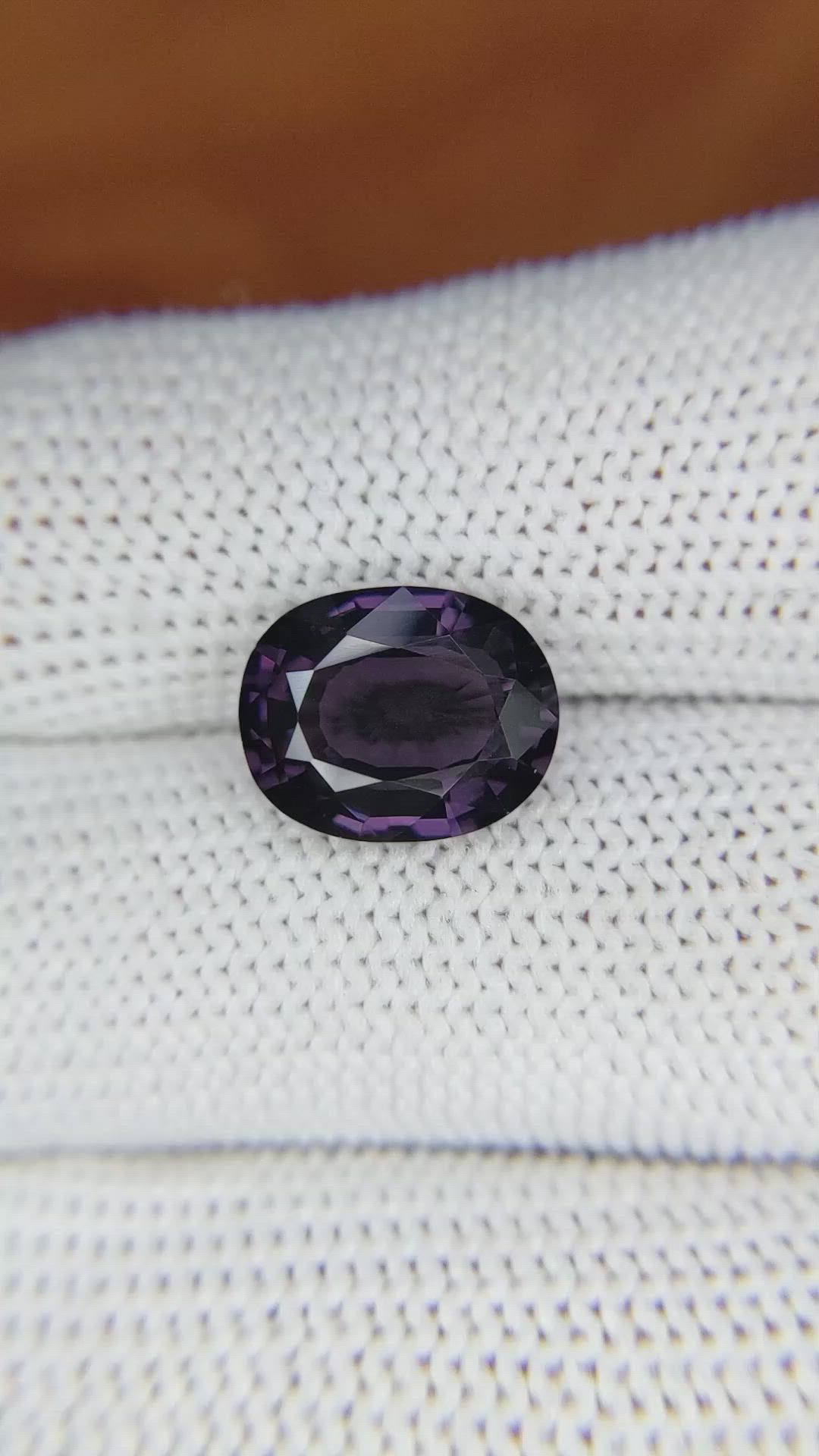 4.12 Ct. Spinel from Ceylon (Sri Lanka) Size Video