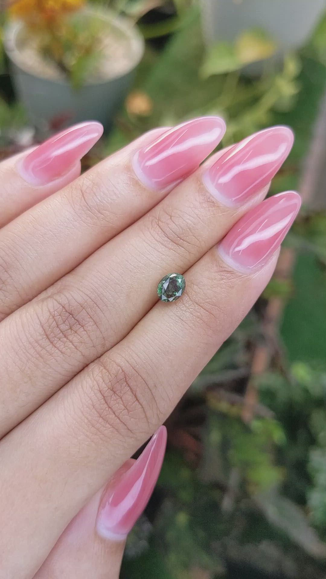 1.06 Ct. Alexandrite from Ceylon (Sri Lanka) Size Video