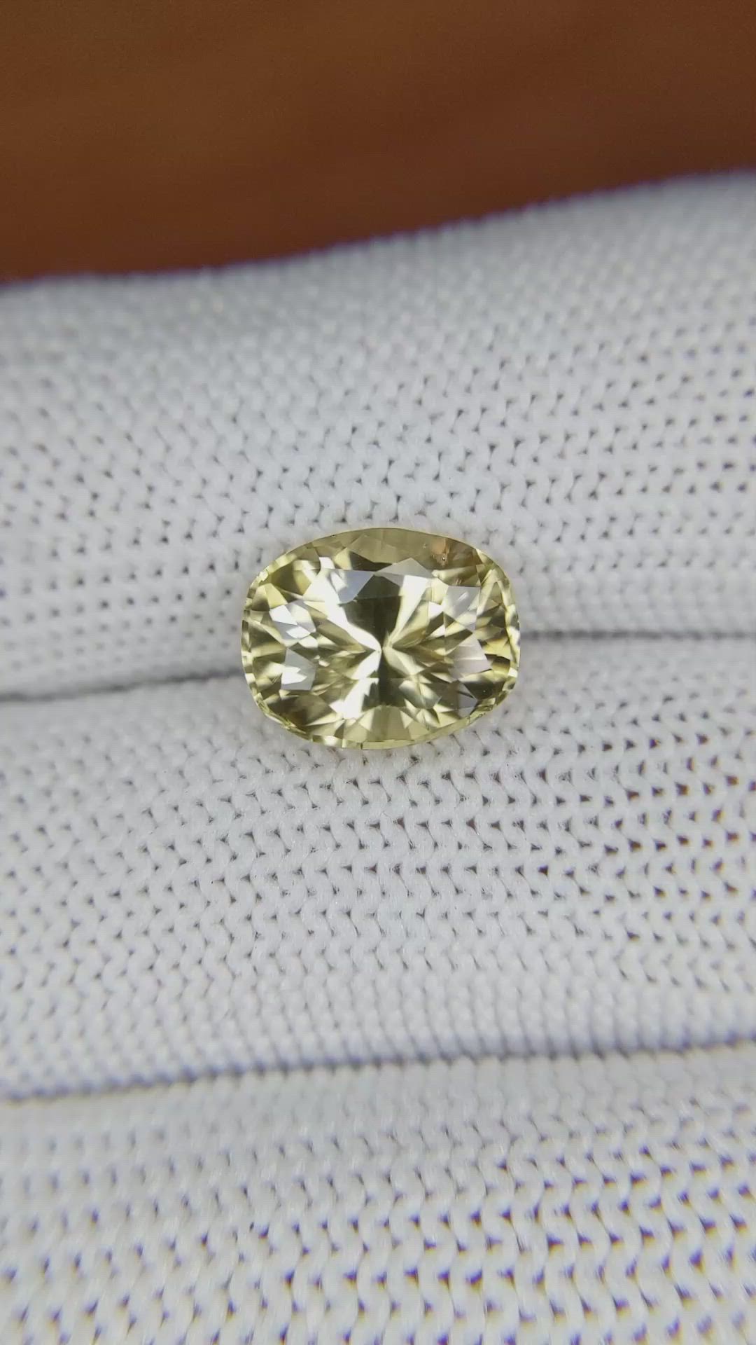 4.21 Ct. Sinhalite from Ceylon (Sri Lanka) Size Video