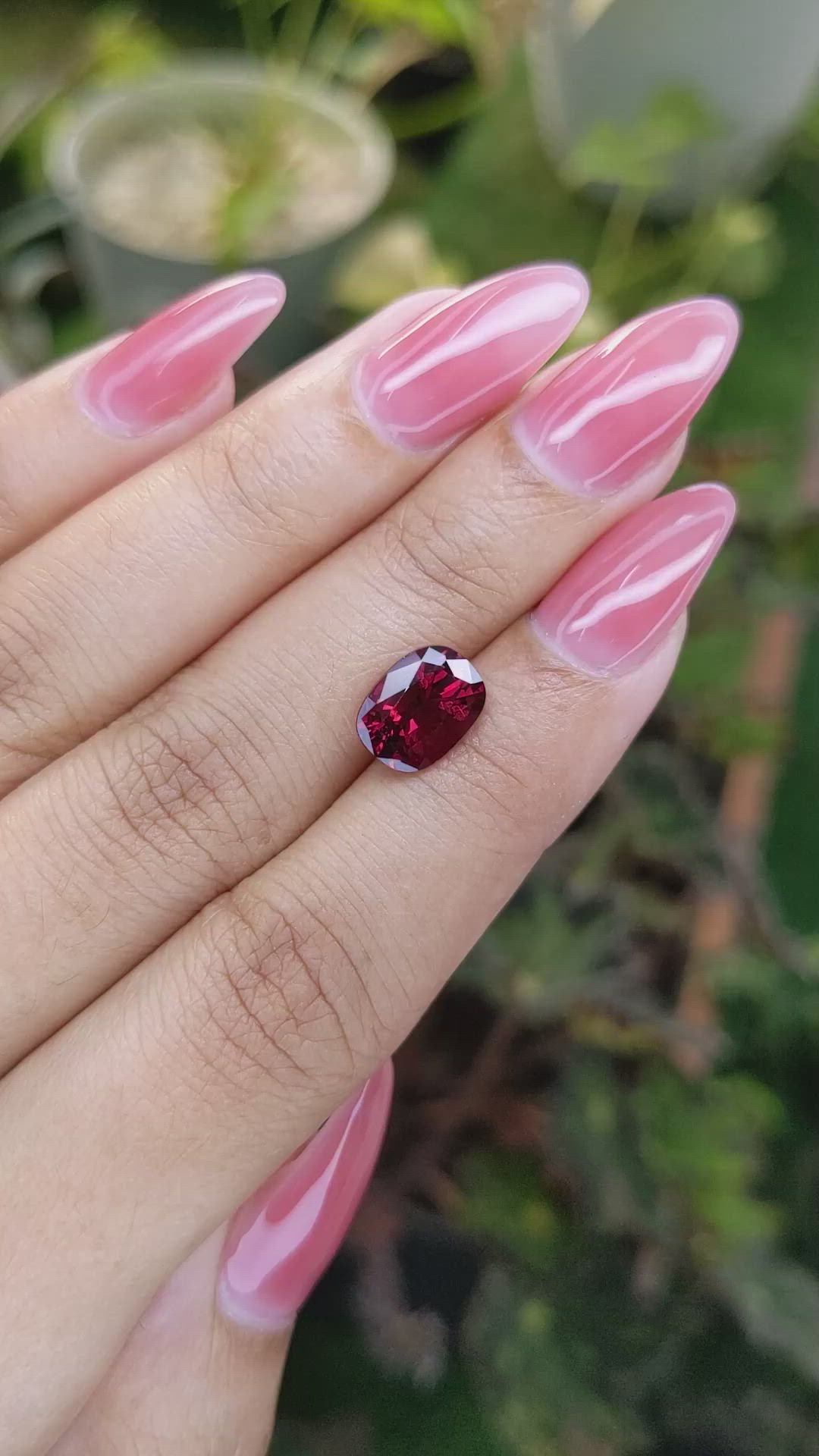 3.14 Ct. Almandine Garnet from Ceylon (Sri Lanka) Size Video