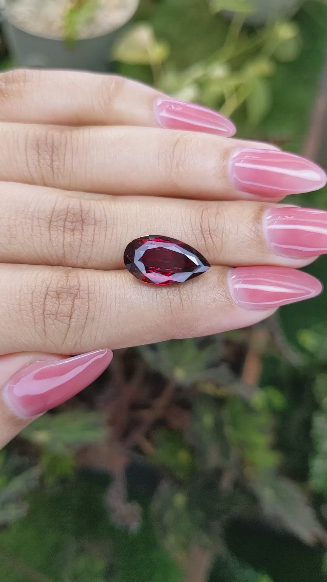 8.20 Ct. Almandine Garnet from Ceylon (Sri Lanka) Size Video