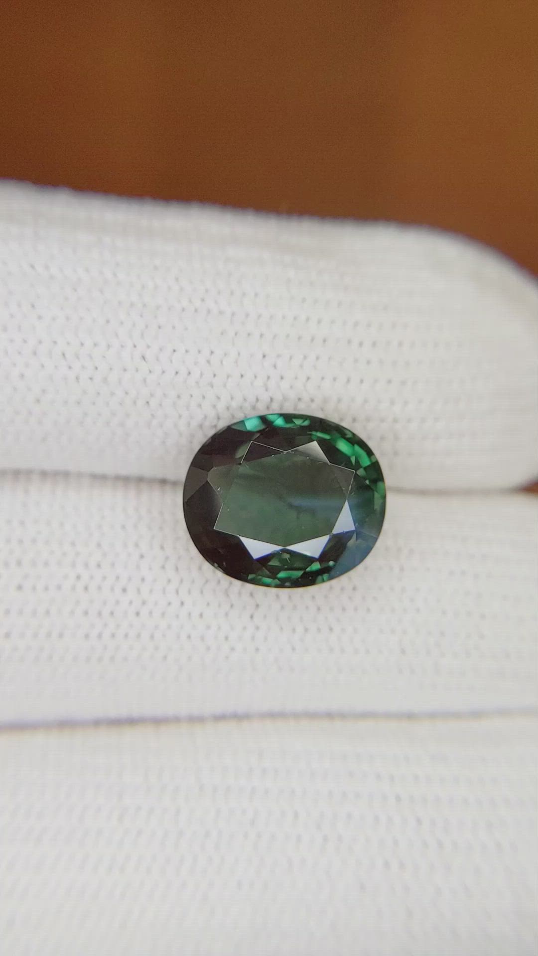 6.00 Ct. Alexandrite from India Size Video