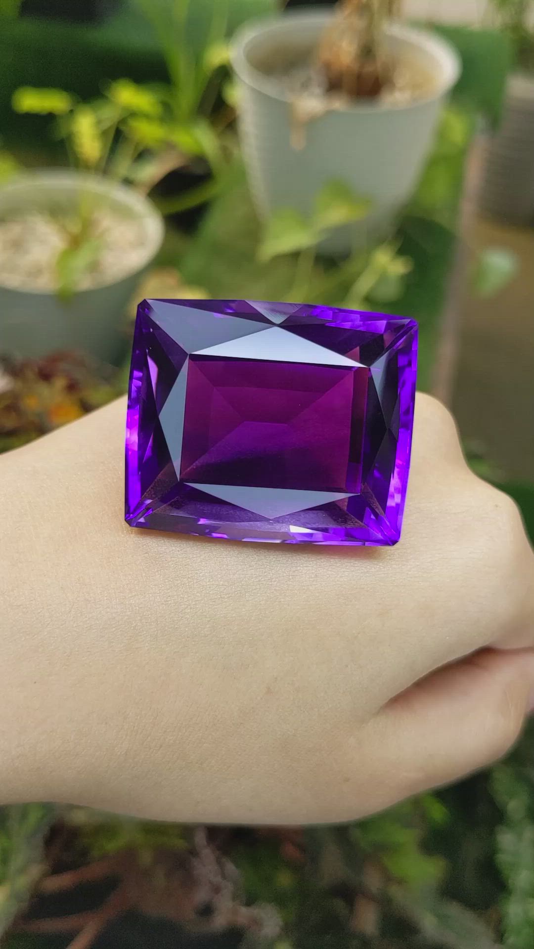 206.98 Ct. Amethyst from Madagascar Size Video