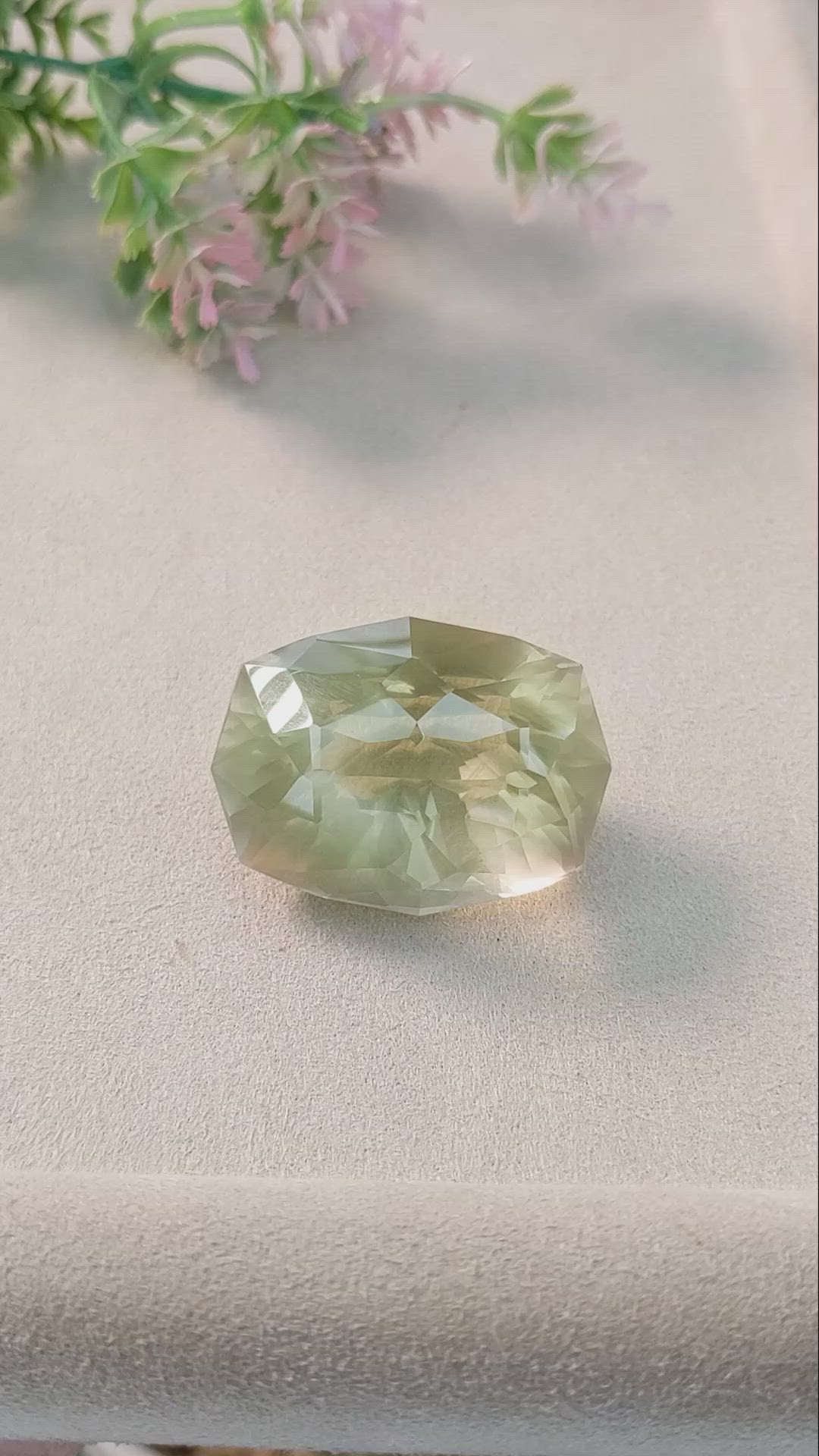 121.05 Ct. Moonstone from Ceylon (Sri Lanka) Size Video