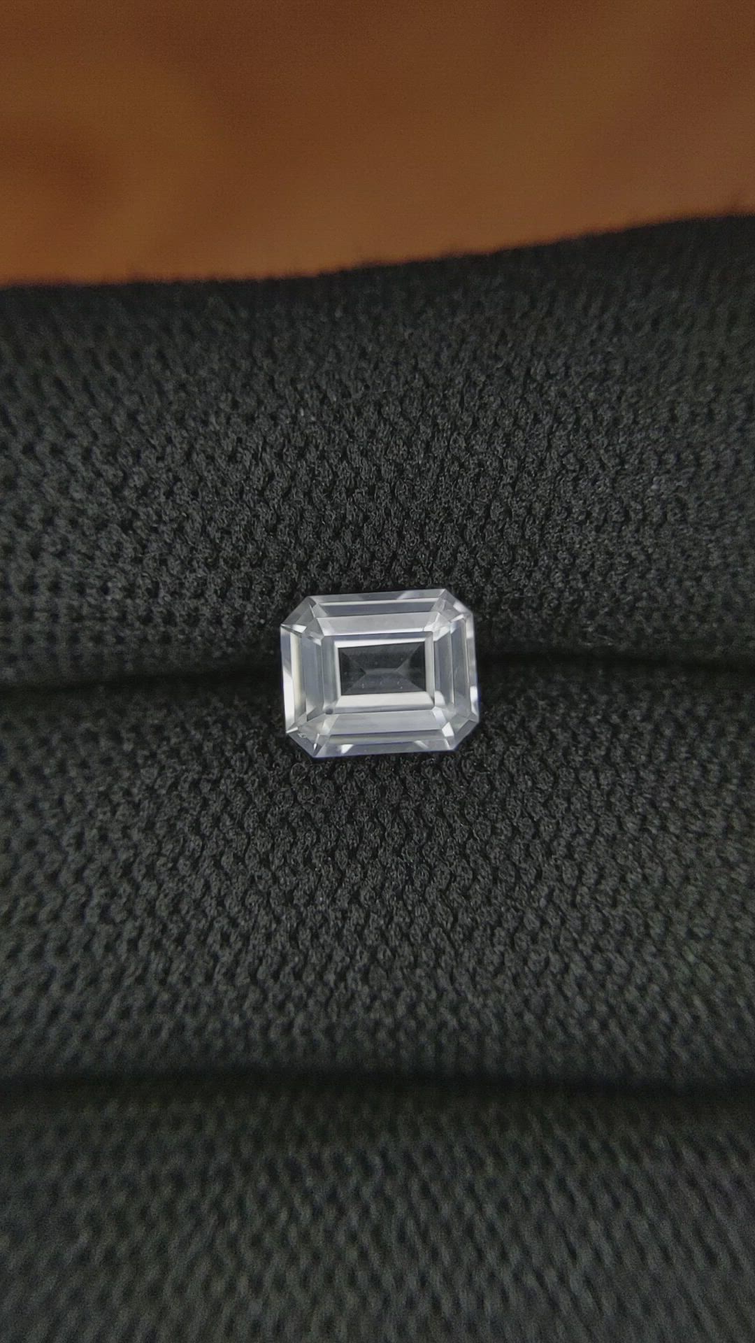 2.00 Ct. Zircon from Ceylon (Sri Lanka) Size Video