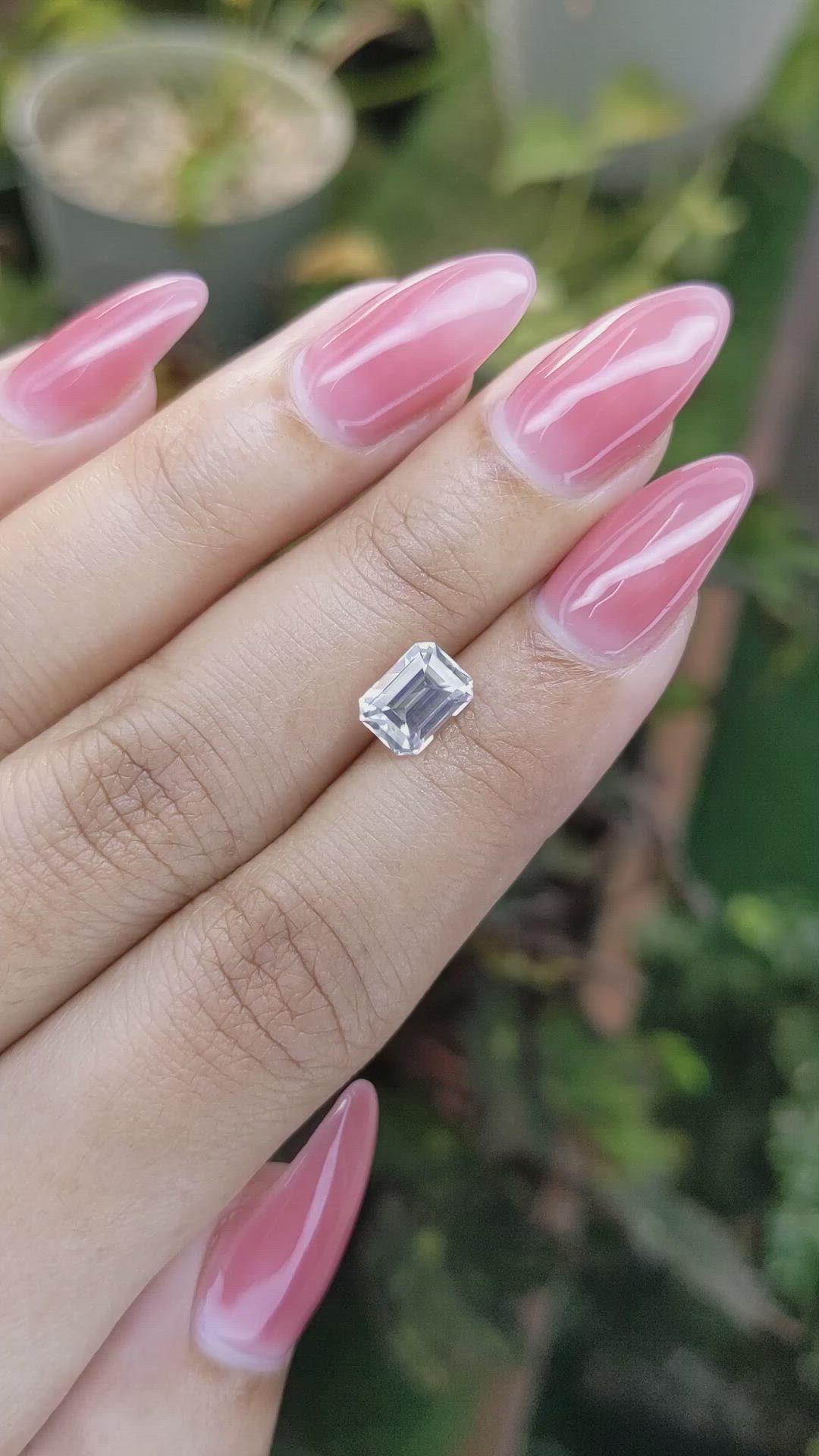 2.33 Ct. Zircon from Ceylon (Sri Lanka) Size Video