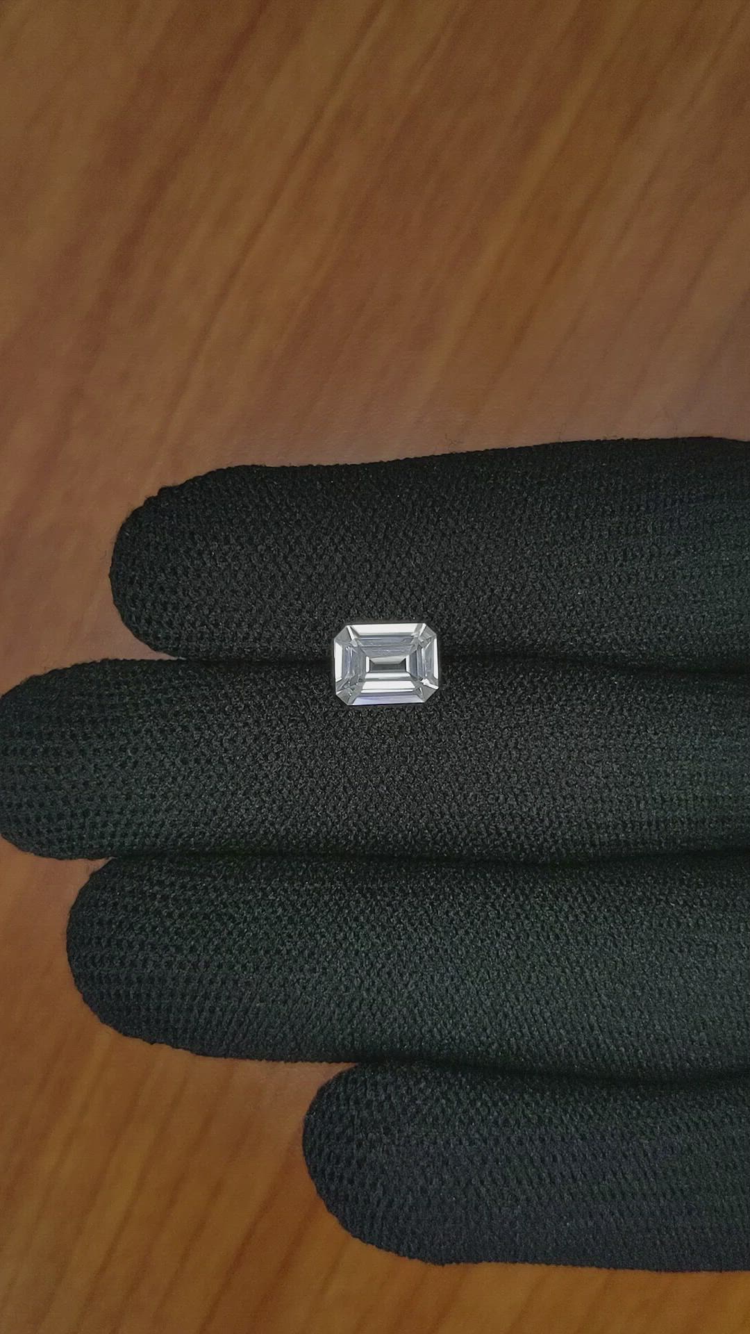 1.84 Ct. Zircon from Ceylon (Sri Lanka) Size Video