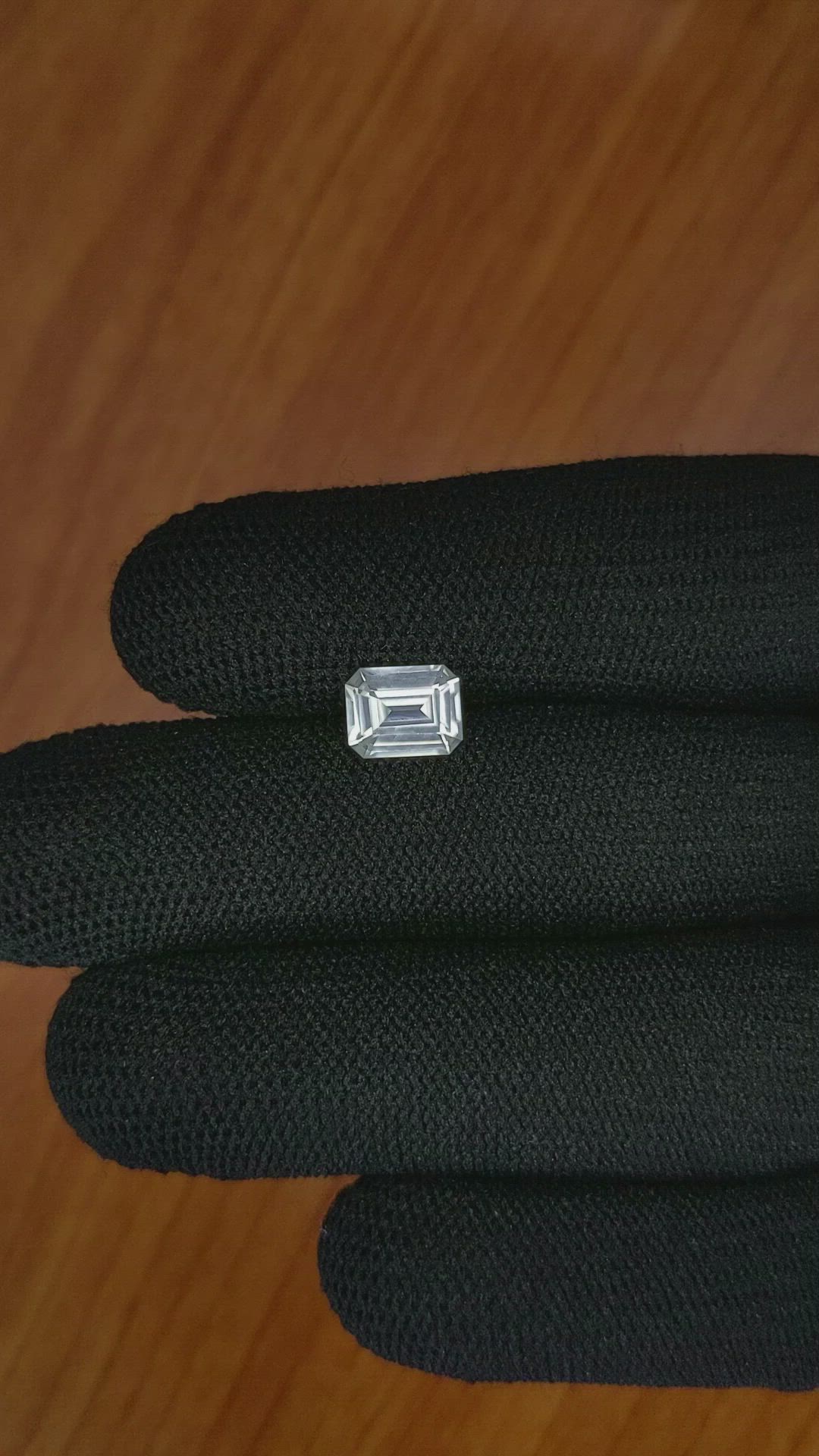 1.86 Ct. Zircon from Ceylon (Sri Lanka) Size Video