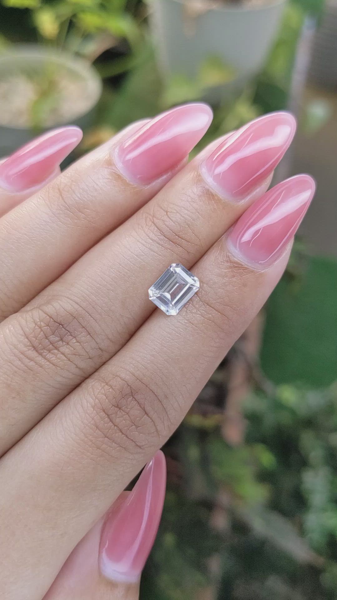 1.86 Ct. Zircon from Ceylon (Sri Lanka) Size Video