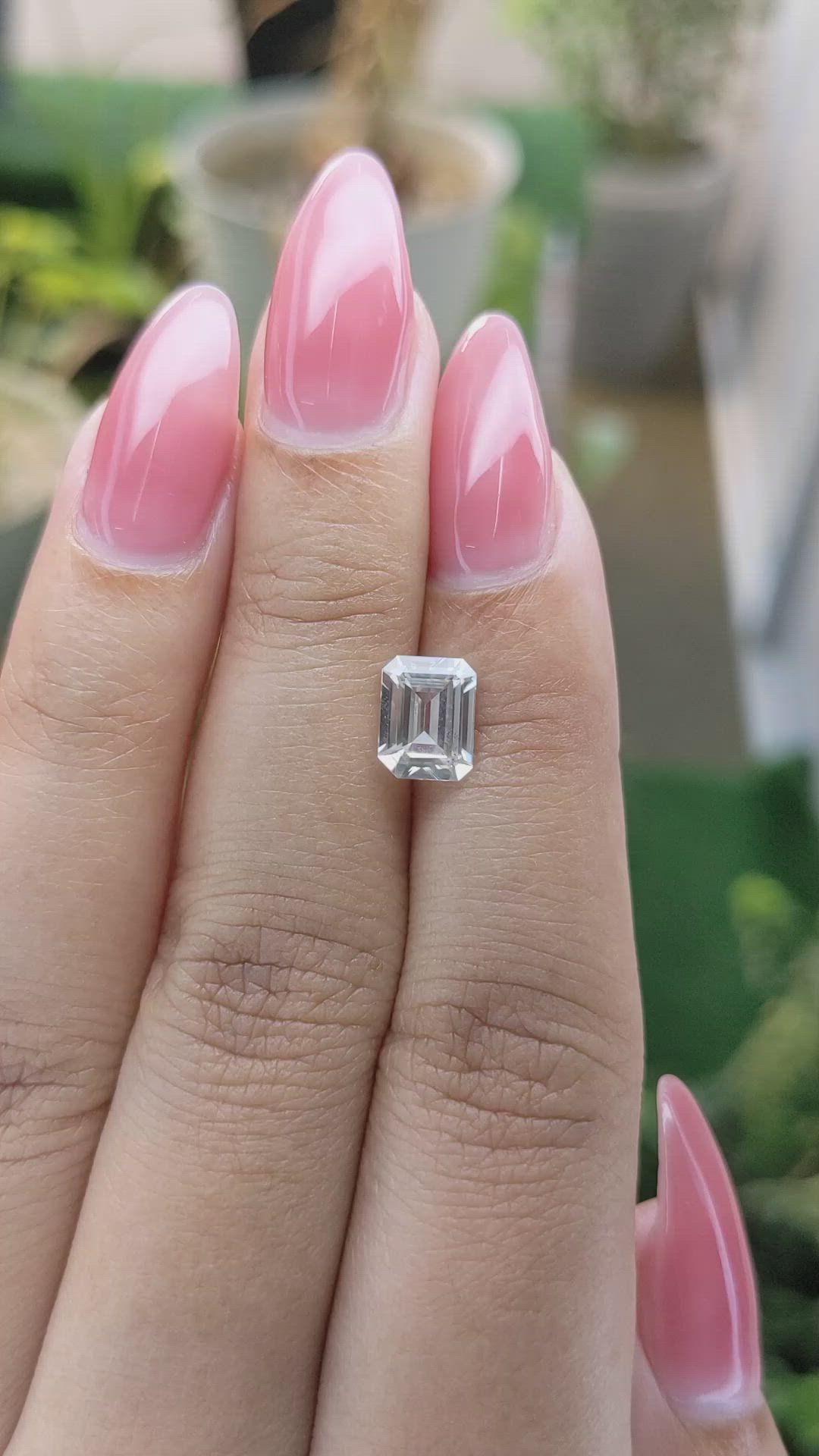 2.05 Ct. Zircon from Ceylon (Sri Lanka) Size Video