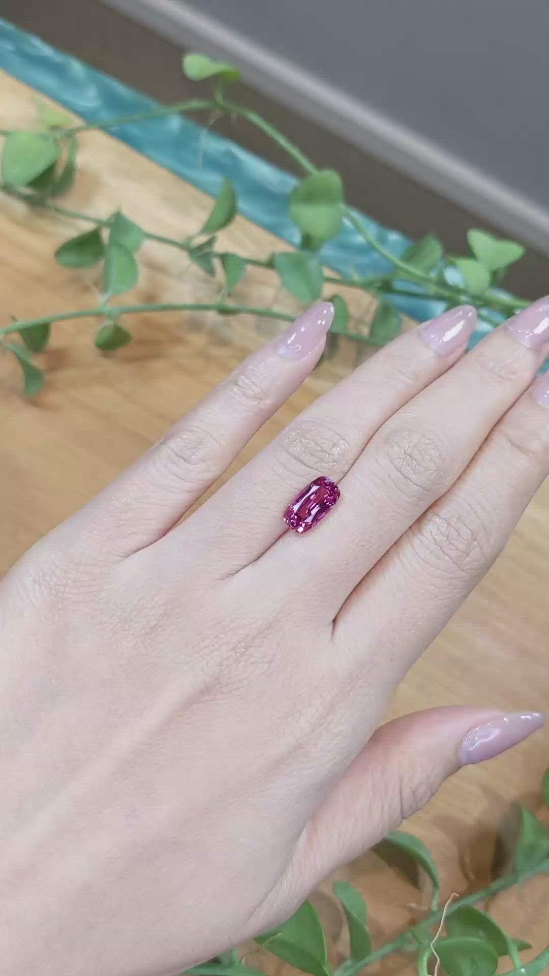 3.08 Ct. Spinel from Burma (Myanmar) Size Video