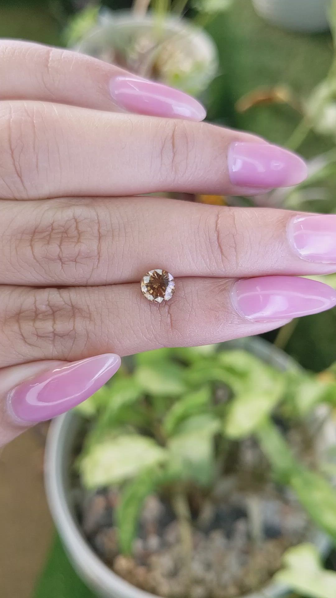 1.49 Ct. Zircon from Ceylon (Sri Lanka) Size Video