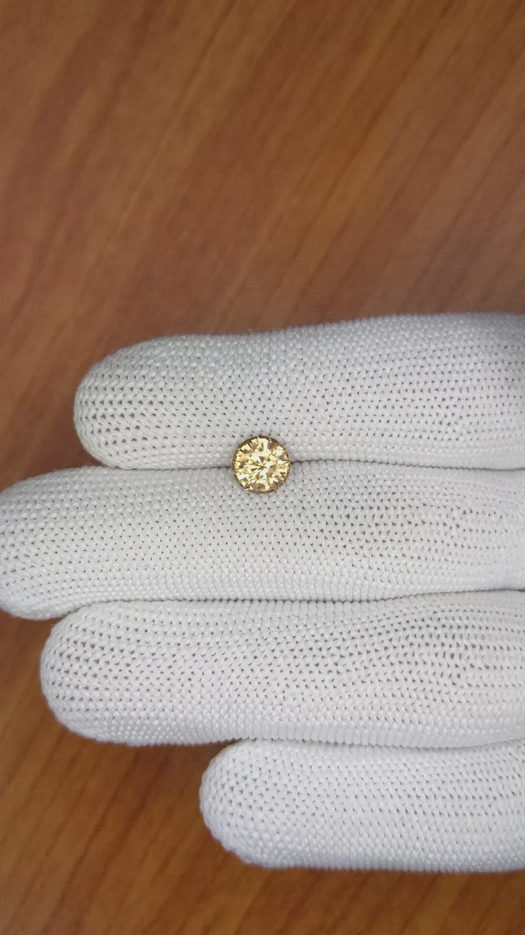 1.82 Ct. Zircon from Ceylon (Sri Lanka) Size Video