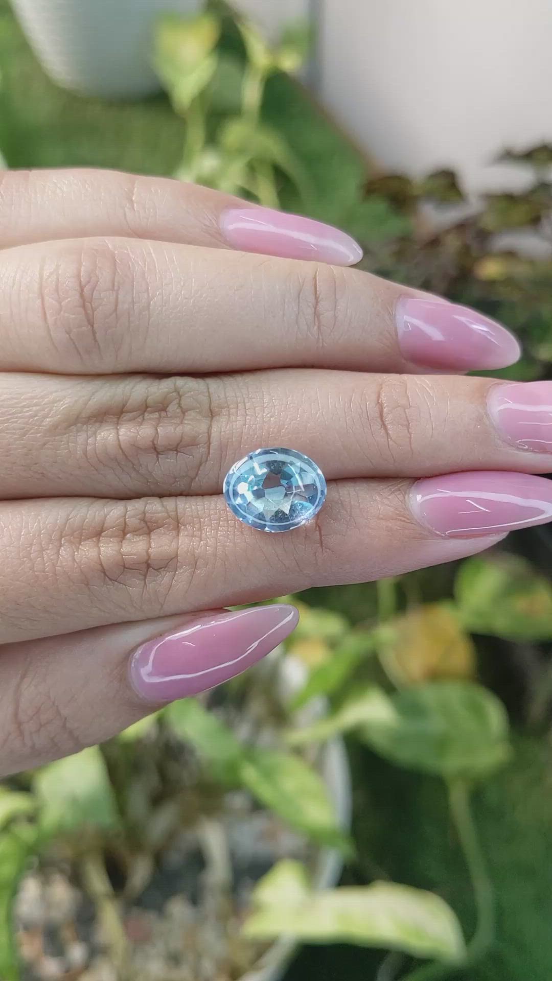 4.77 Ct. Topaz from Ceylon (Sri Lanka) Size Video