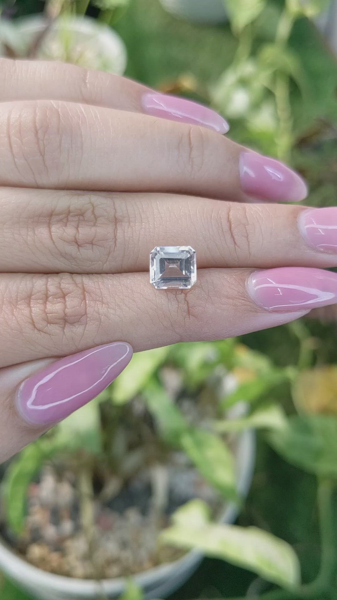 2.66 Ct. Topaz from Ceylon (Sri Lanka) Size Video