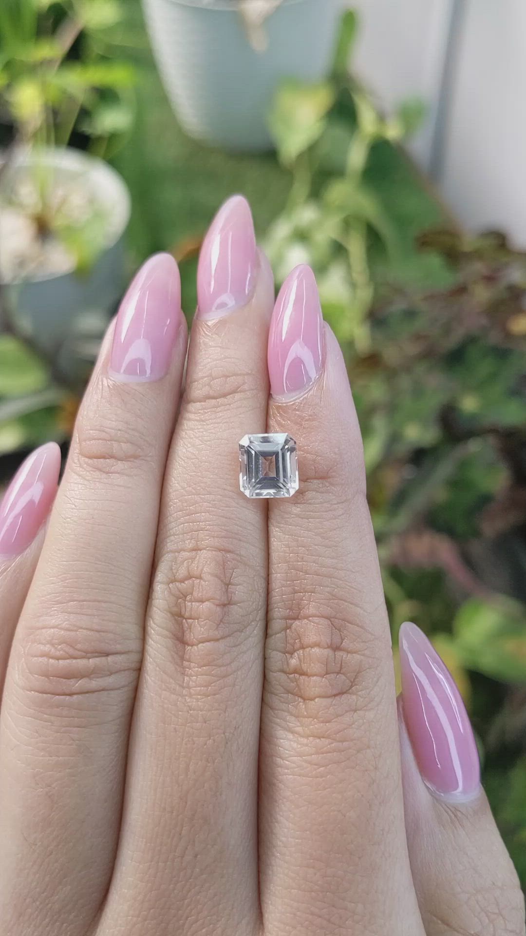 2.66 Ct. Topaz from Ceylon (Sri Lanka) Size Video