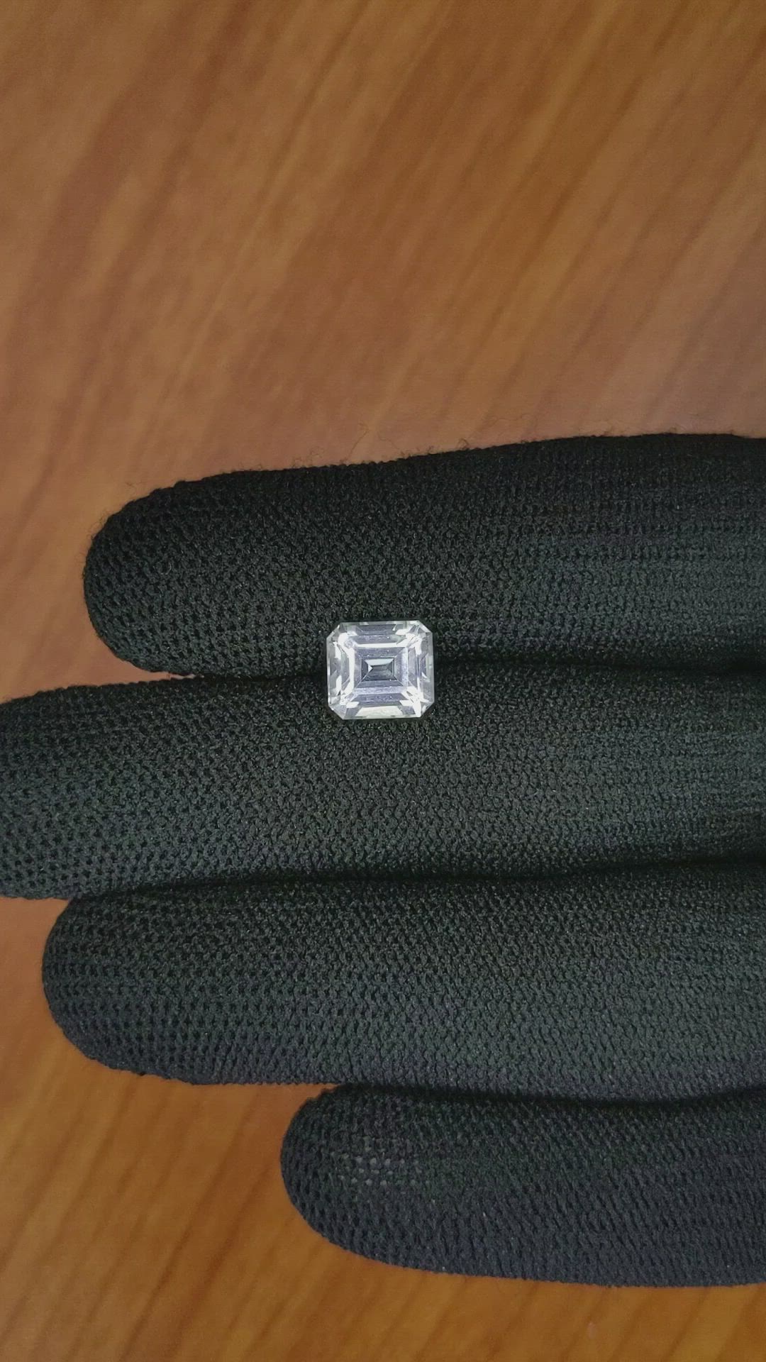 2.66 Ct. Topaz from Ceylon (Sri Lanka) Size Video