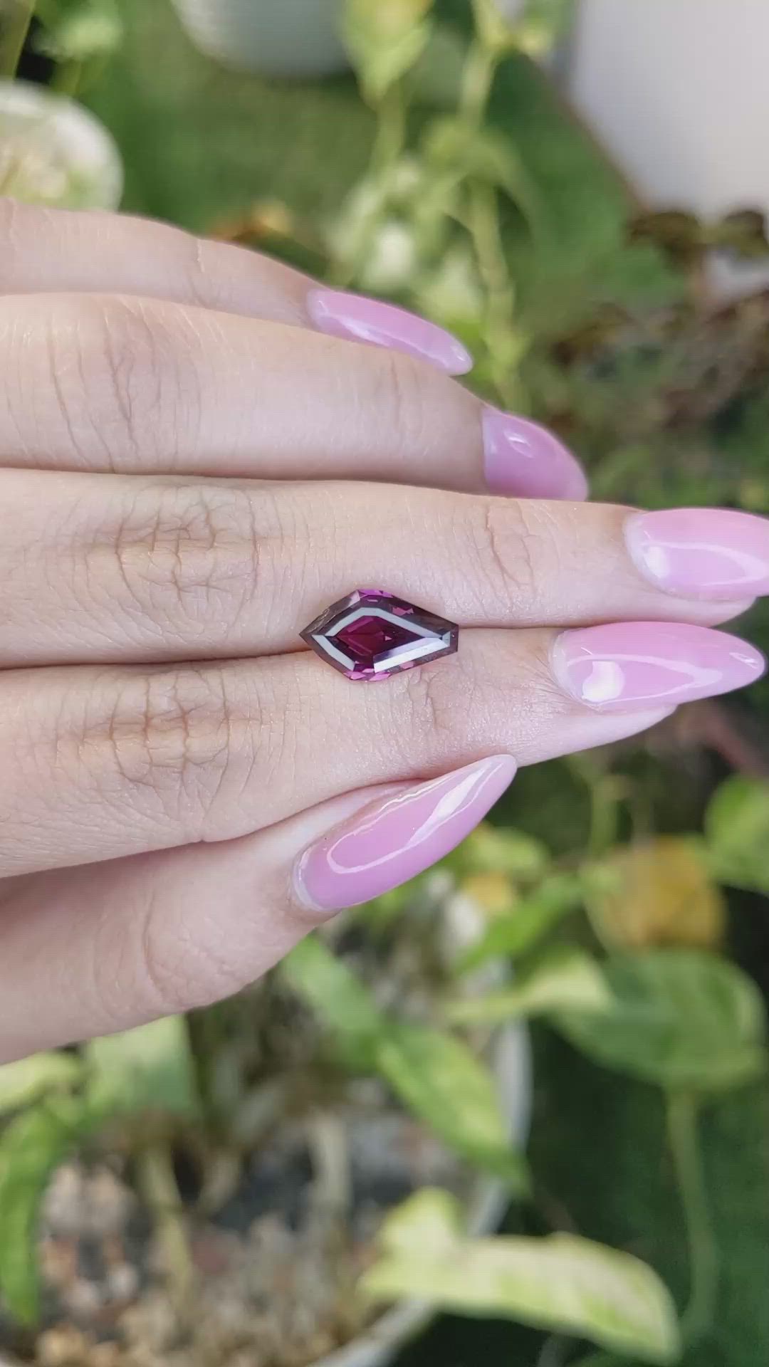 4.02 Ct. Spinel from Ceylon (Sri Lanka) Size Video