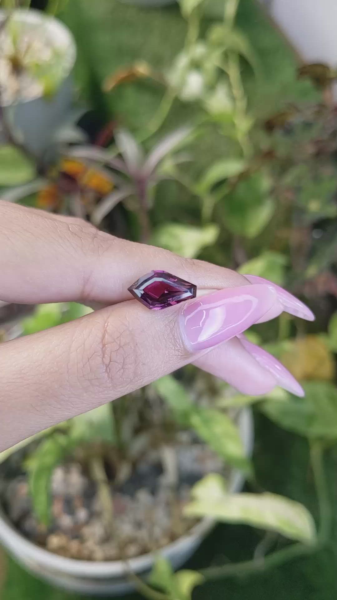 4.02 Ct. Spinel from Ceylon (Sri Lanka) Size Video