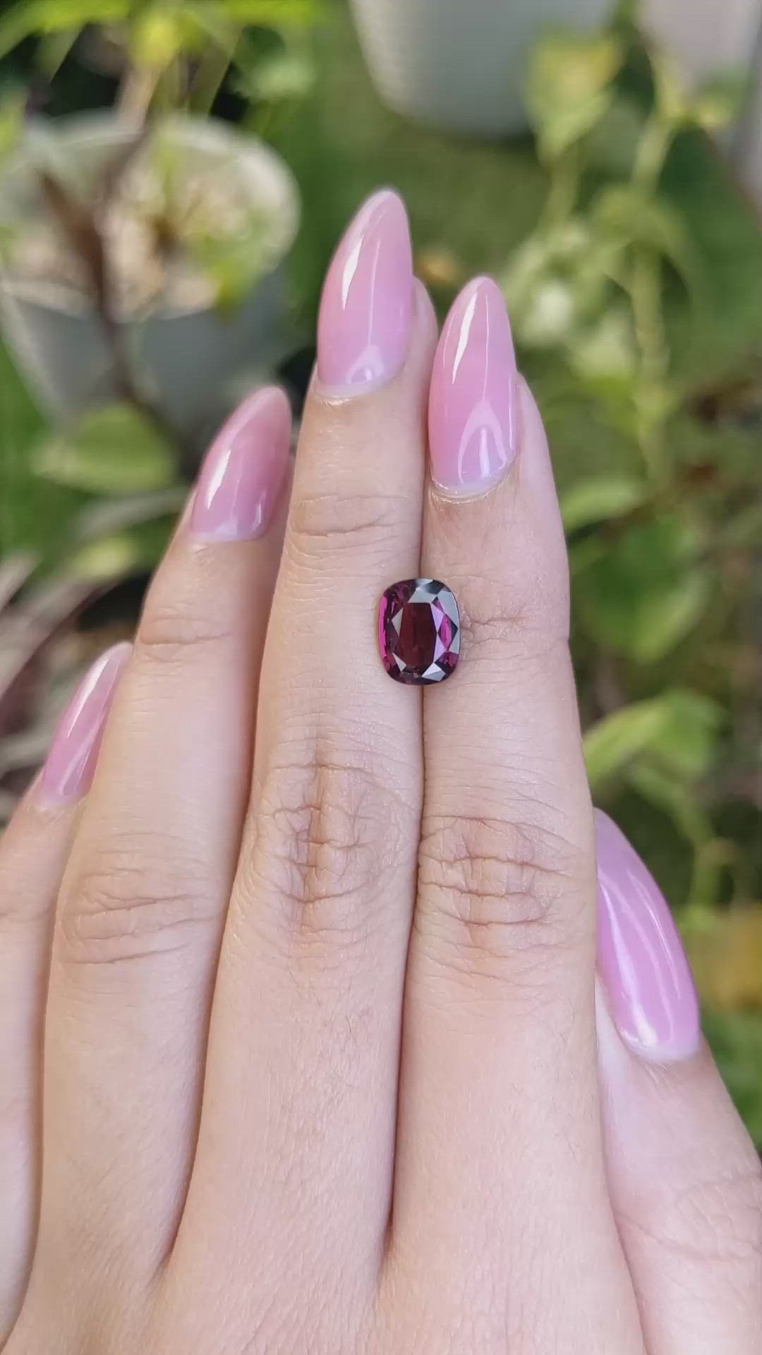 2.30 Ct. Spinel from Ceylon (Sri Lanka) Size Video