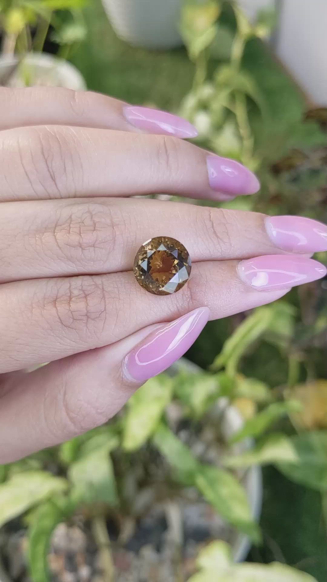 6.70 Ct. Smokey Quartz from Ceylon (Sri Lanka) Size Video