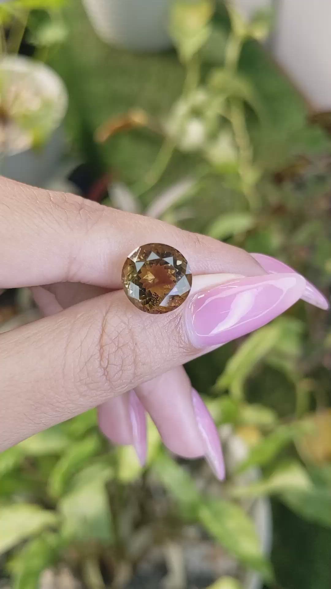 6.70 Ct. Smokey Quartz from Ceylon (Sri Lanka) Size Video