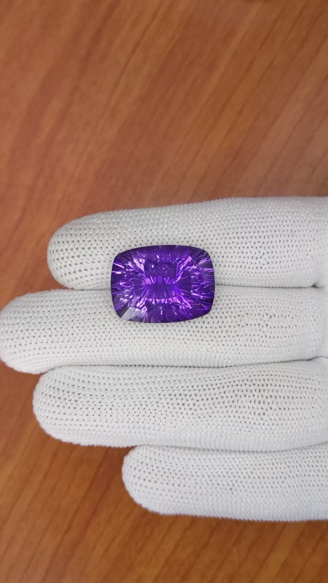 19.08 Ct. Amethyst from Ceylon (Sri Lanka) Size Video
