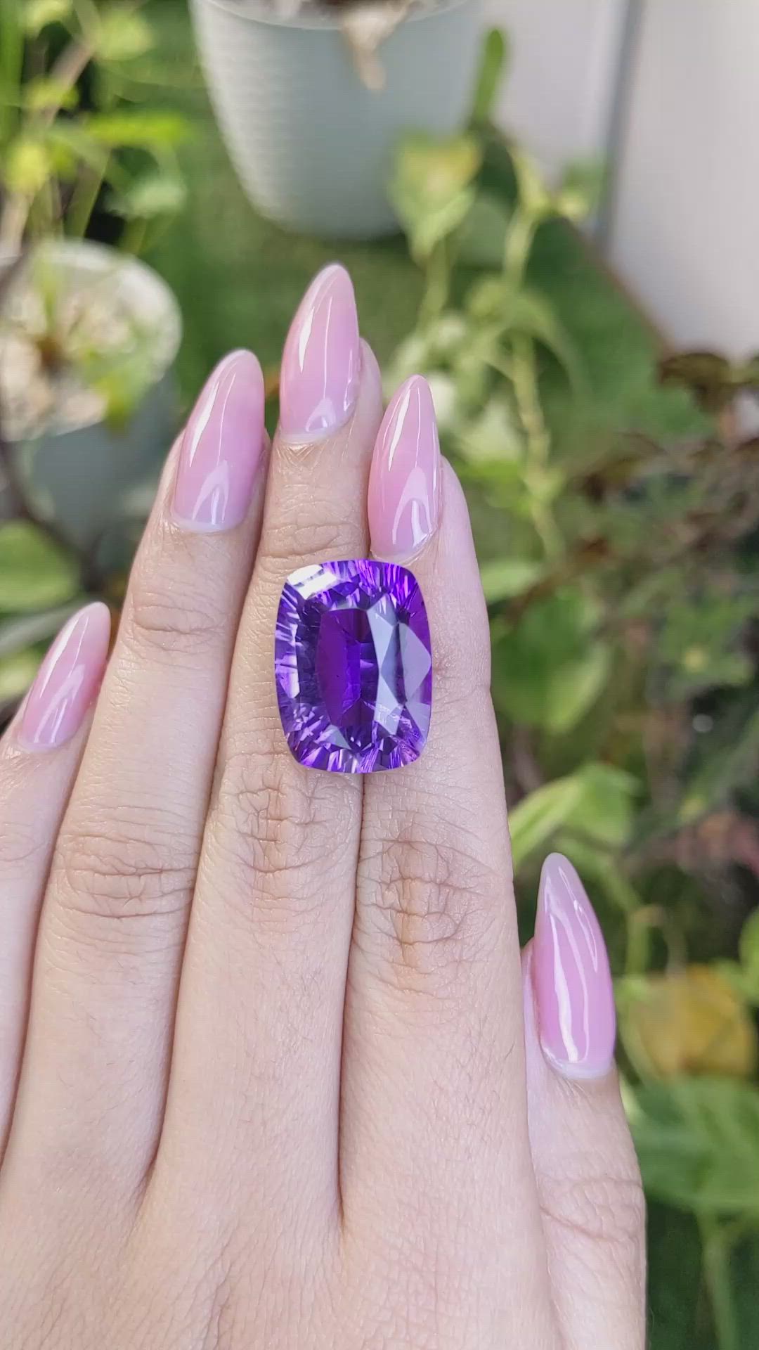 19.08 Ct. Amethyst from Ceylon (Sri Lanka) Size Video