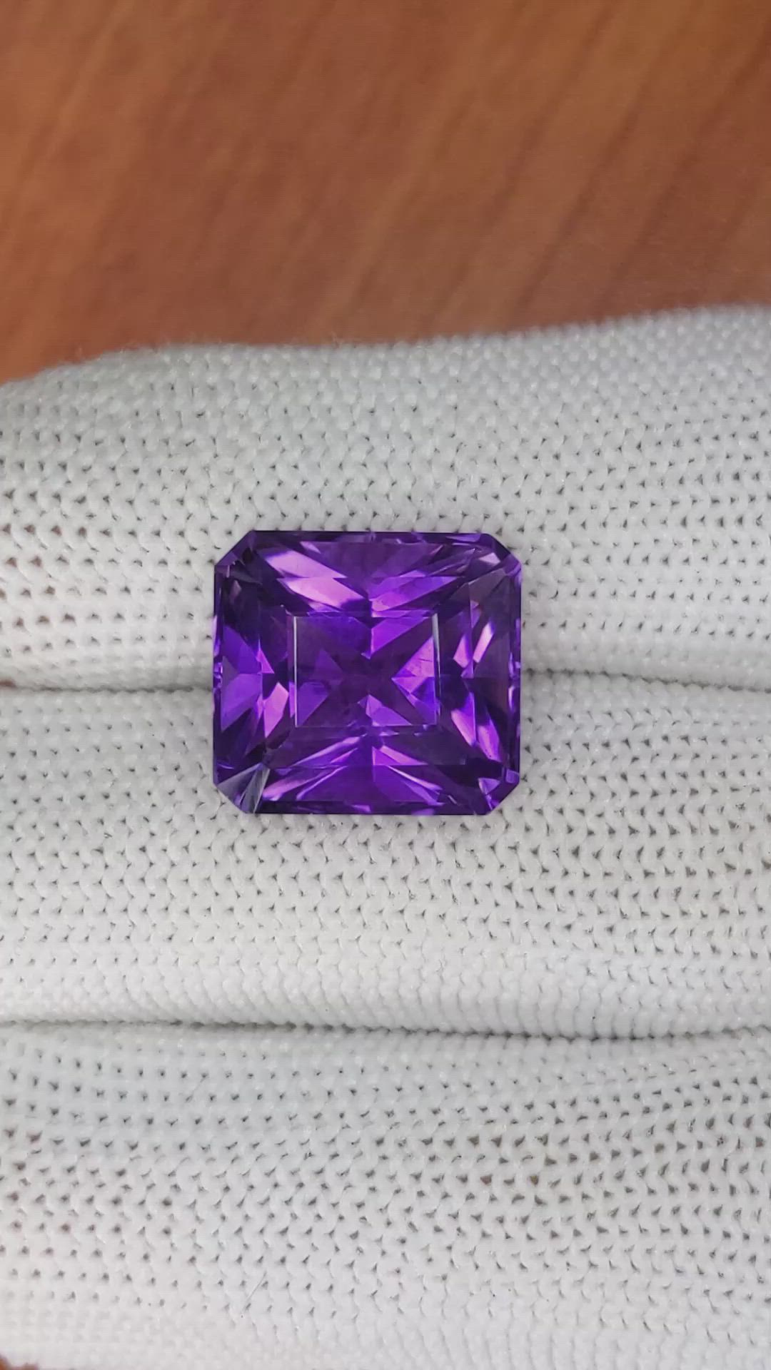 12.24 Ct. Amethyst from Ceylon (Sri Lanka) Size Video